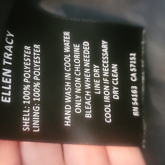 Ellen Tracy navy blue raincoat with hood gold accents size XL zipper and buttons - Picture 13 of 16